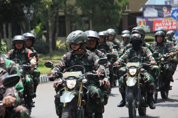 Jaga Kondusifitas, TNI Polri Laksanakan Patroli