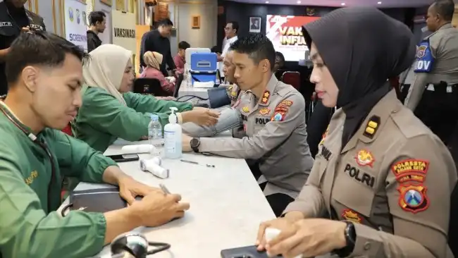 Ratusan Personel Polresta Malang Kota Ikuti Vaksinasi Influenza