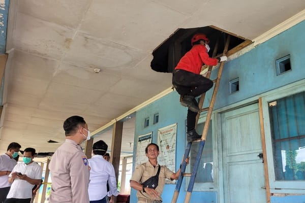 Diduga Akan Mencuri, Pemuda di Banyumas Tewas Kesetrum di Atap Gudang