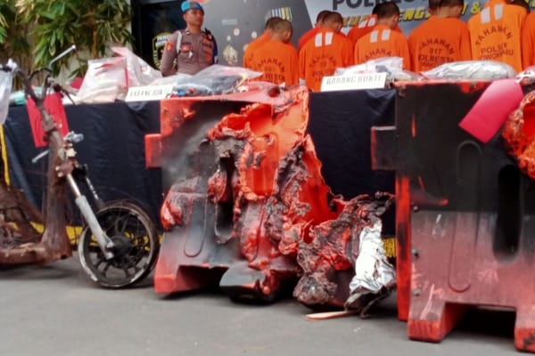 Kerugian Rp 3,8 Miliar Usai Demo Anarkistis di Malang, Polisi Tahan Belasan Tersangka