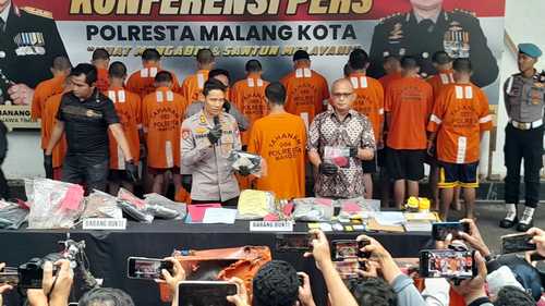 Usai Kericuhan, Polresta Malang Tetapkan 17 Demonstran Sebagai Tersangka