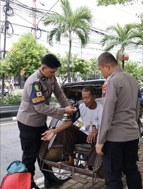Biddokkes Polda Jateng Luncurkan Ambulans Motor, Tembus Macet Berikan Layanan Kesehatan