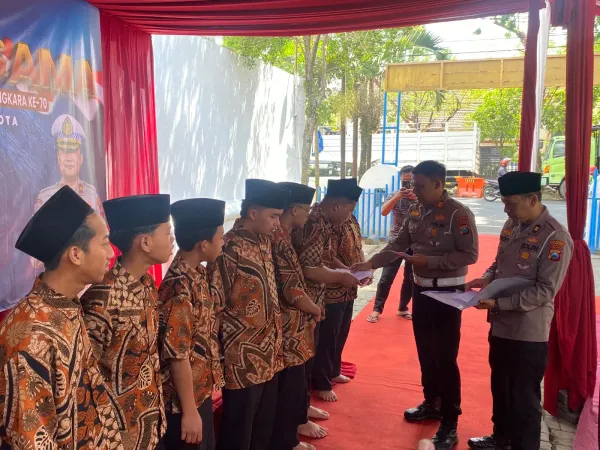 Peringati Hari Lalu Lintas Bhayangkara, Satlantas Malang Kota Ajak Yatim Piatu Gelar Doa Bersama
