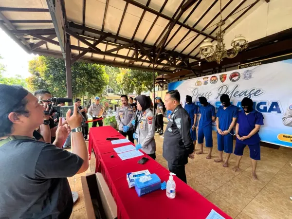 Terungkap dari TikTok, Pelaku Penjarahan Pagar Polres Salatiga Ditangkap Polisi