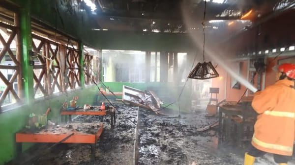 Kebakaran Warung Bakso di Kroya Cilacap Timbulkan Kerugian Rp75 Juta