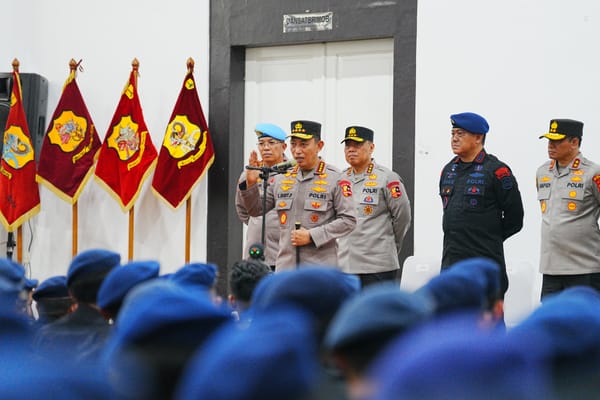 Kunjungi Mako Brimob Kwitang, Kapolri Apresiasi Kinerja dan Tekankan Semangat Pengabdian