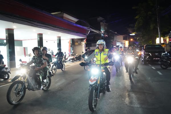 Sinergi TNI-Polri, Polda Bali dan Pangdam IX/Udayana Laksanakan Patroli Skala Besar