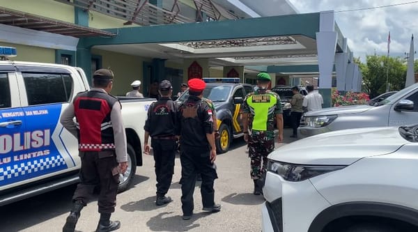 Polres Kapuas Perkuat Sinergitas dengan TNI dan Ormas Lewat Patroli Gabungan