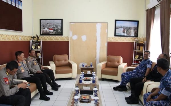 Wakapolda Sumbar dan Danlanud Sutan Sjahrir Jalin Silaturahmi, Perkuat Soliditas TNI-Polri