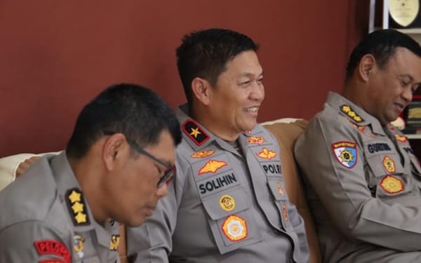 Brigjen Pol Solihin Sambangi Kolonel Nav Wahyu Bintoro, Sinergi TNI-Polri Kian Kokoh di Sumbar