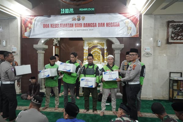 Polda Bali Rangkul Ojol Gelar Doa Bersama untuk Keselamatan Bangsa