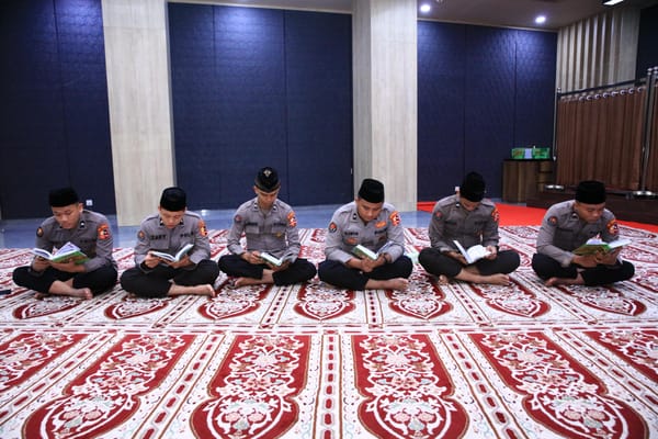 Perkuat Keimanan, Divhumas Polri Laksanakan Khataman Al-Qur’an