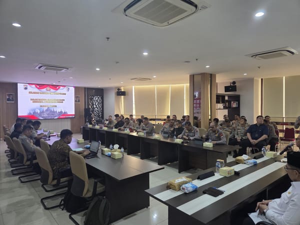 Polda Jateng Terima Kunjungan Kompolnas Bahas Penanganan Unjuk Rasa di Semarang