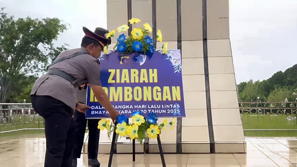 Jelang Hari Lalu Lintas Bhayangkara ke-70, Satlantas Polres Kotim Gelar Ziarah ke TMP Batarung