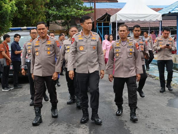 Kapolda Kalteng Tinjau Kesiapan SPPG, Pastikan 3.400 Pelajar Dapat Manfaat
