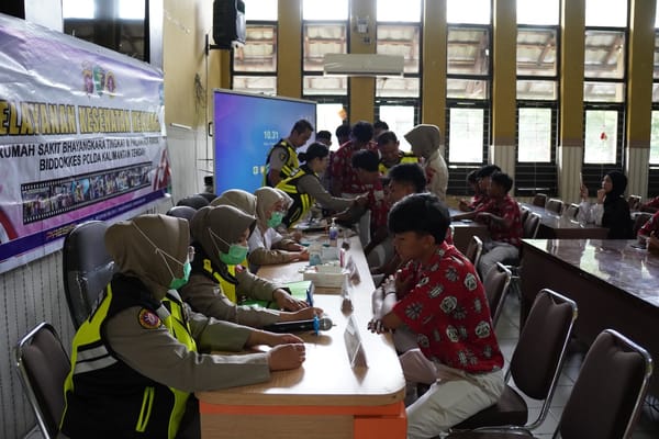 Rumkit Bhayangkara Polda Kalteng Gelar Layanan Kesehatan untuk Pelajar SMA