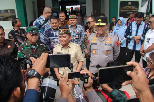 Kapolda Kalteng dan Gubernur Hadiri Bakti Sosial HUT ke-80 TNI di Kodam XXII/Tambun Bungai