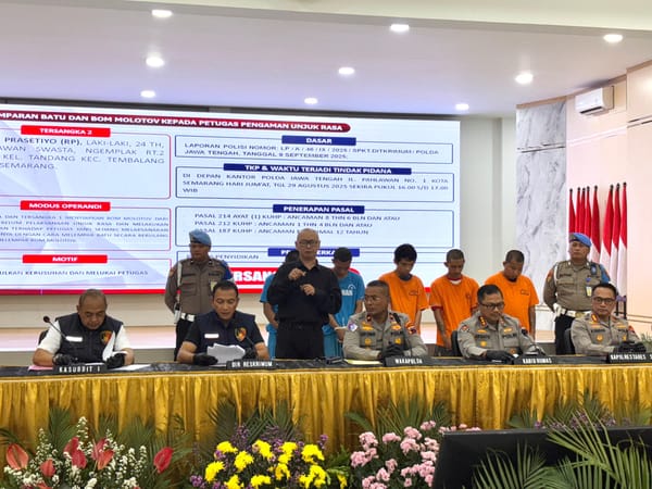 Dua Pelaku Pelempar Bom Molotov Mapolda Jateng Ditetapkan Tersangka