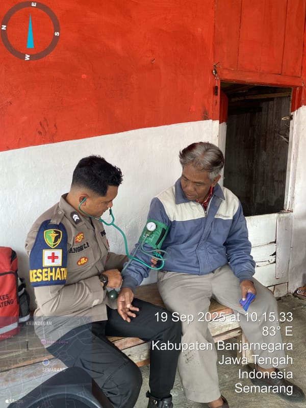 Layanan Medis Sentuh Langsung Masyarakat, Polres Banjarnegara Gelar Patroli Kesehatan Ambulans Motor