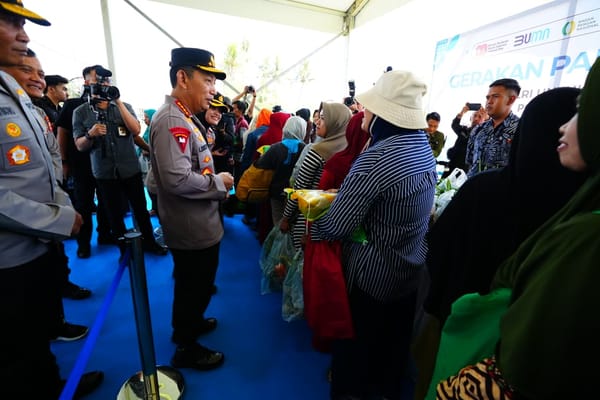 Polri Distribusikan 6 Ton Beras SPHP Lewat GPM di Pebelan Semarang