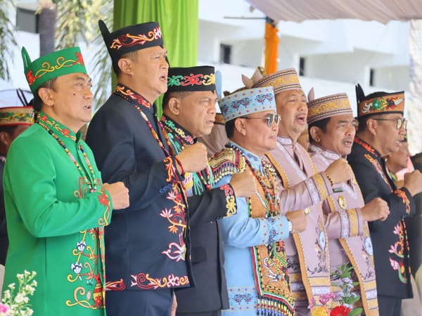 Hari Jadi ke-66 Barsel, Kapolda Kalteng dan Gubernur Hadiri Upacara