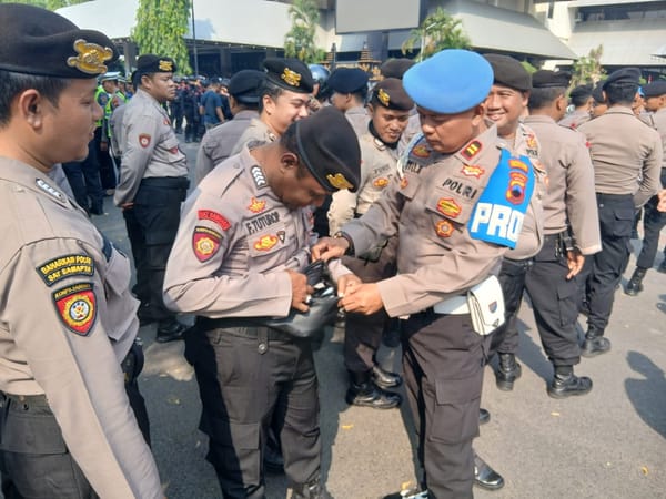 Polda Jateng dan Polrestabes Semarang Kawal Humanis Aksi Damai Hari Tani Nasional