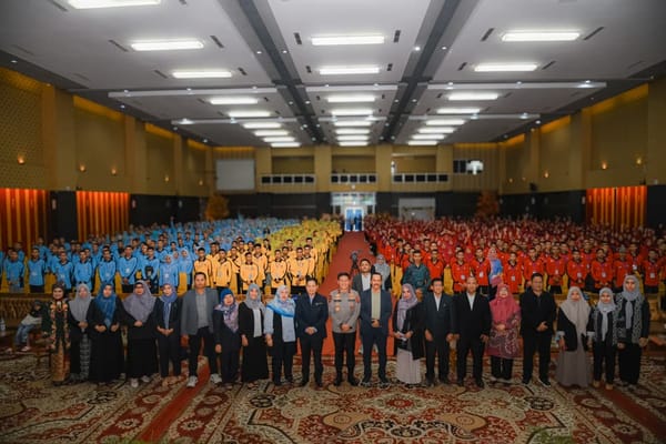 Sinergi Pendidikan dan Polri, Wakapolda Sumbar Hadiri PPKMB Universitas PGRI Sumbar