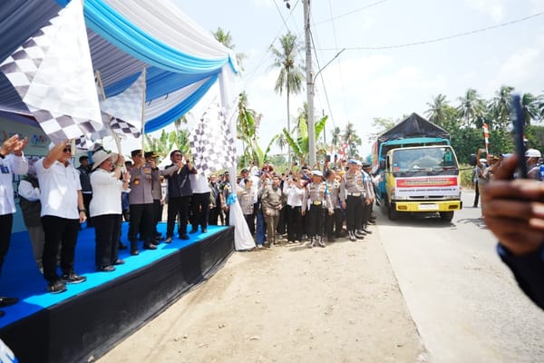 Polri Serahkan 1.765 Ton Jagung ke Bulog pada Panen Raya Kuartal III