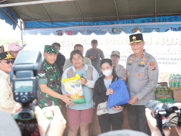 Kapolda Kalteng Lanjutkan Panen Raya dengan Baksos dan Penyerahan Alsintan