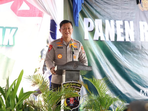 Polda Kalteng Serahkan 25 Ton Jagung ke Gudang Bulog pada Panen Raya Kuartal III