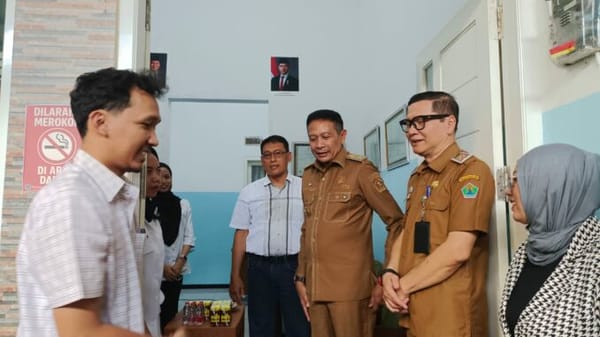 Pastikan Kualitas Hidangan, Wali Kota Malang Lakukan Peninjauan ke SPPG