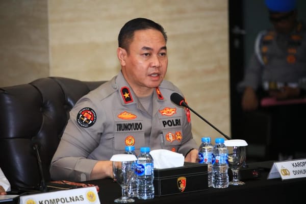 Polisi Kembalikan Buku, Polda Jatim Tegaskan Bukan Barang Bukti Pidana