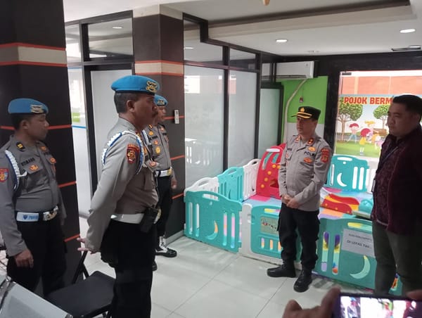 Cegah Pelanggaran, Provos Polda Bali Awasi Pelayanan SKCK dan SPKT