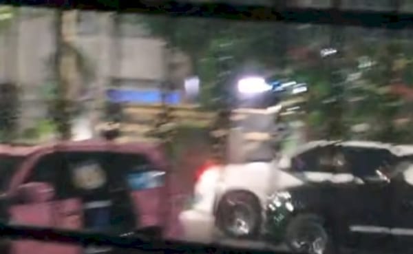 Tak Hanya Motor, Balap Liar di Semarang Libatkan Mobil Drag Race