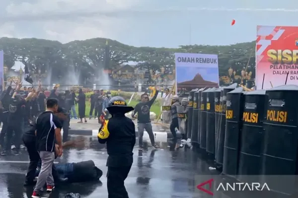 Sispamkota Polresta Malang Libatkan 1.000 Personel Gabungan untuk Latihan Pengamanan Kerusuhan