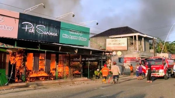 Warung Bakso dan Mi Ayam di Kroya Cilacap Ludes Dilalap Api