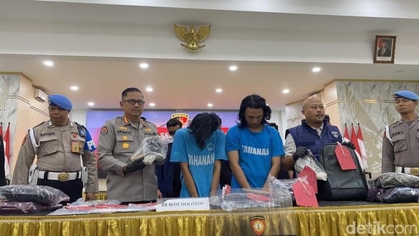 Lempari Polda Jateng dengan Batu dan Molotov, Tiga Pelaku Ditangkap Jadi Tersangka