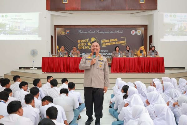 Polresta Cilacap Gelar Rise and Speak di SMKN 1, Ajak Pelajar Berani Bicara Selamatkan Sesama