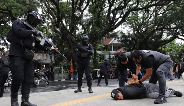 K9 Polresta Malang Kota Dikerahkan dalam Sispamkota Jogo Malang