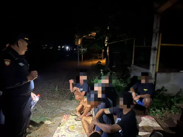 Razia Dini Hari di Jepara, Polisi Amankan Sekelompok ABG Pesta Miras dan Bermesraan