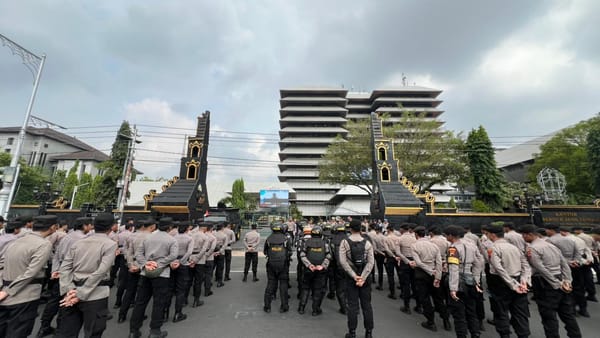 Polda Jateng Terapkan Pendekatan Humanis saat Amankan Aksi Unra Evaluasi Setahun Pemerintahan Prabowo-Gibran