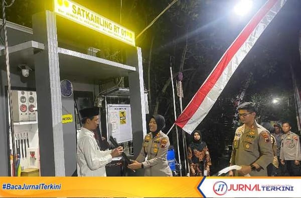 Kapolres Semarang Apresiasi Satkamling Jambon, Tradisi Jimpitan Jadi Simbol Keguyuban
