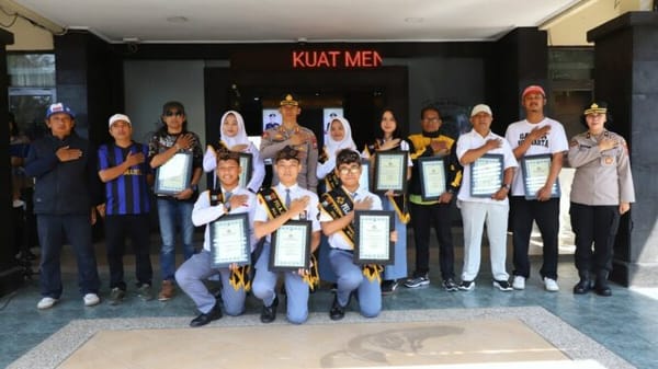 Polresta Malang Kota Apresiasi Warga Berprestasi, Aremania Dapat Penghargaan atas Kiprah Jaga Kamtibmas