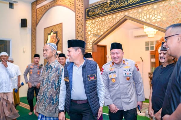 Tebar Kedamaian di Waktu Subuh, Brigjen Pol Solihin Ajak Warga Padang Bangun Sinergi Lewat Ibadah