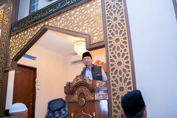 Bangun dari Sepertiga Malam, Wakapolda Sumbar Brigjen Pol Solihin Ajak Anggota dan Masyarakat Jaga Kedamaian Lewat Shalat Subuh