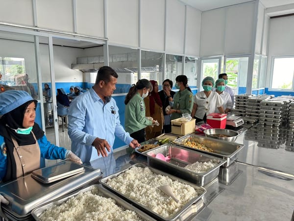 Pastikan Kualitas dan Kebersihan, Dinkes Palangka Raya Tinjau MBG di SPPG Kemala Presisi Polda Kalteng
