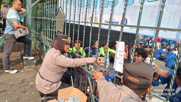 Suasana Kondusif dan Humanis Warnai Pengamanan Aksi Unjuk Rasa Mahasiswa di Jateng