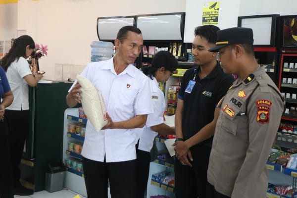 Pastikan HET Tidak Ada Pelanggaran, Satgas Pangan Polda Bali Cek Harga Beras