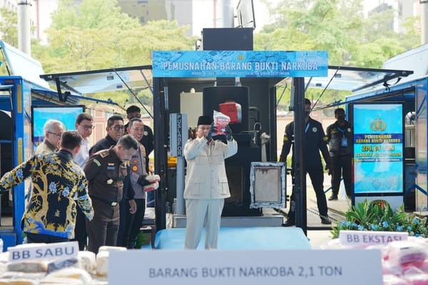 Prabowo Puji Langkah Polri Mencegah Peredaran Narkoba di Tanah Air