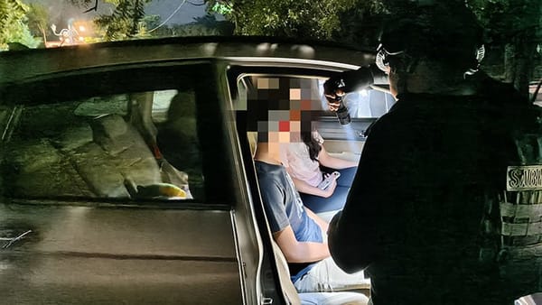 Sejoli di Jepara Terjaring Razia Polisi saat Bermesraan di Mobil